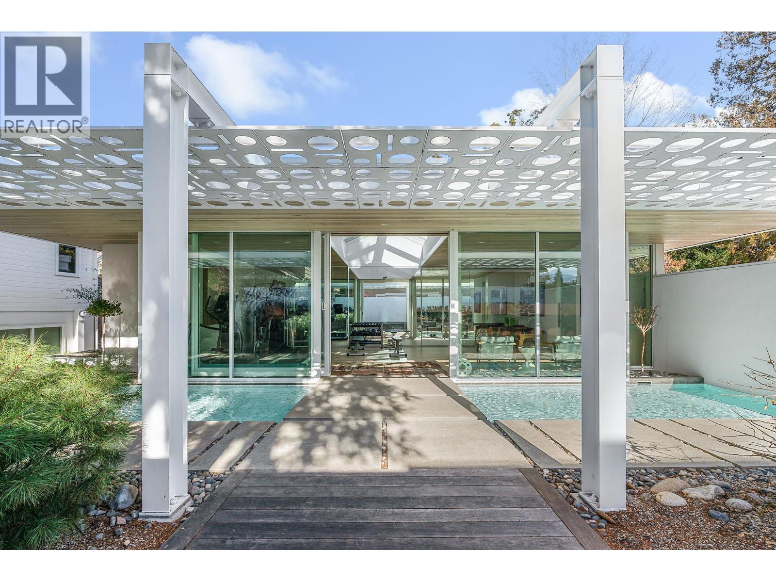 4110 Lakeshore Road, Kelowna, British Columbia V1W 1V6 - Photo 2 - 10380863