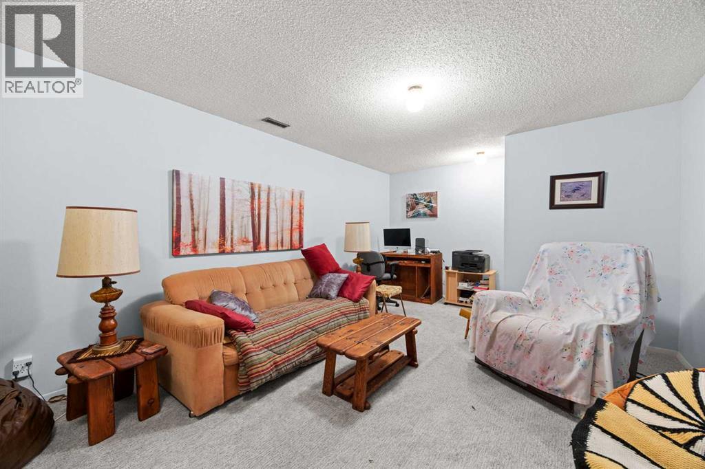 8, 4940 39 Avenue SW, Calgary, Alberta  T3E 6M7 - Photo 17 - A2310774