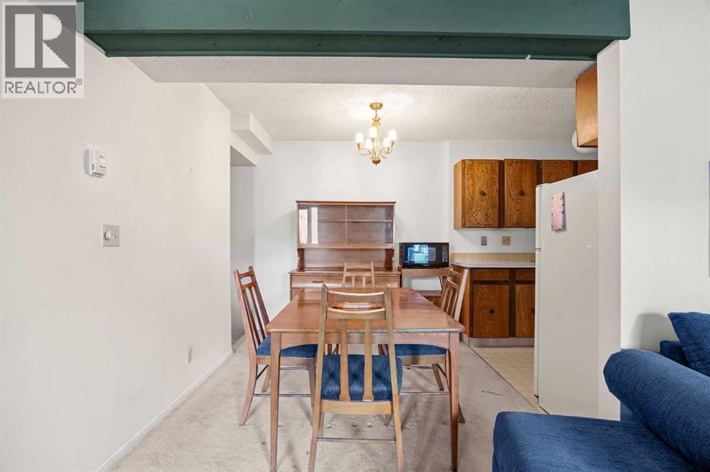 8, 4940 39 Avenue SW, Calgary, Alberta  T3E 6M7 - Photo 8 - A2310774