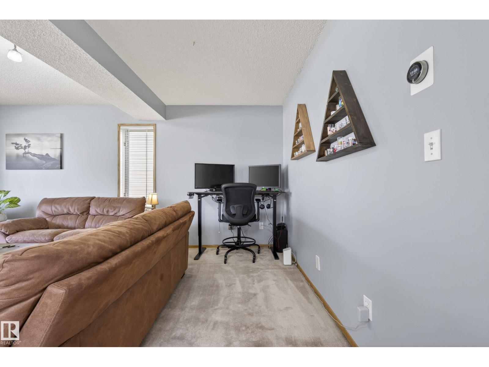 1517 Jarvis Cr Nw, Edmonton, Alberta  T6L 6S4 - Photo 13 - E4488552