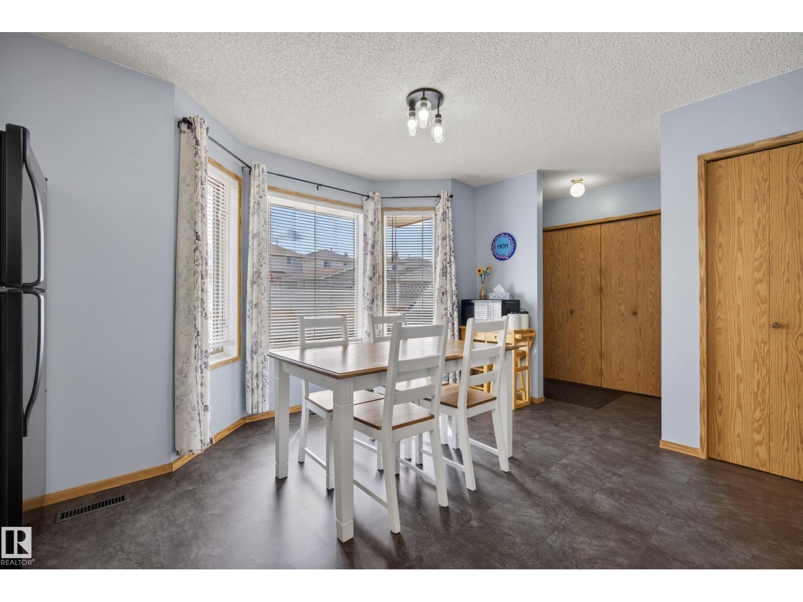 1517 Jarvis Cr Nw, Edmonton, Alberta  T6L 6S4 - Photo 18 - E4488552