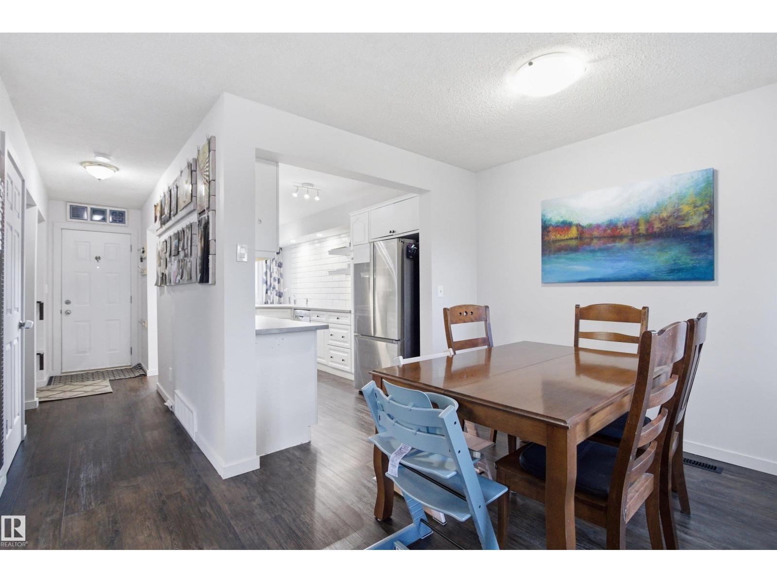 344 Grandin Vg, St. Albert, Alberta  T8N 2R6 - Photo 11 - E4488553