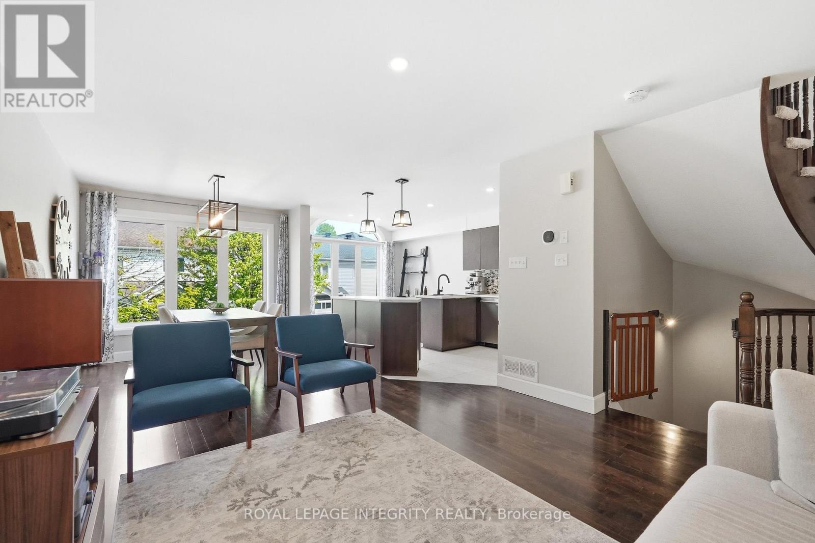 233 Greenridge Street, Ottawa, Ontario  K1C 7R8 - Photo 7 - X13143488