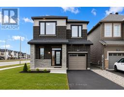 142 SHALLOW POND PLACE E, Ottawa, Ontario
