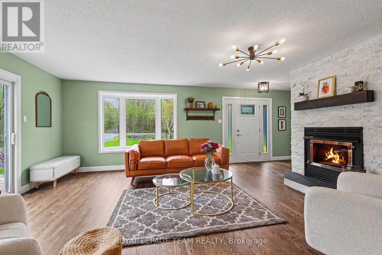 8471 Marionville Road, Ottawa, Ontario  K0C 2K0 - Photo 6 - X13143736