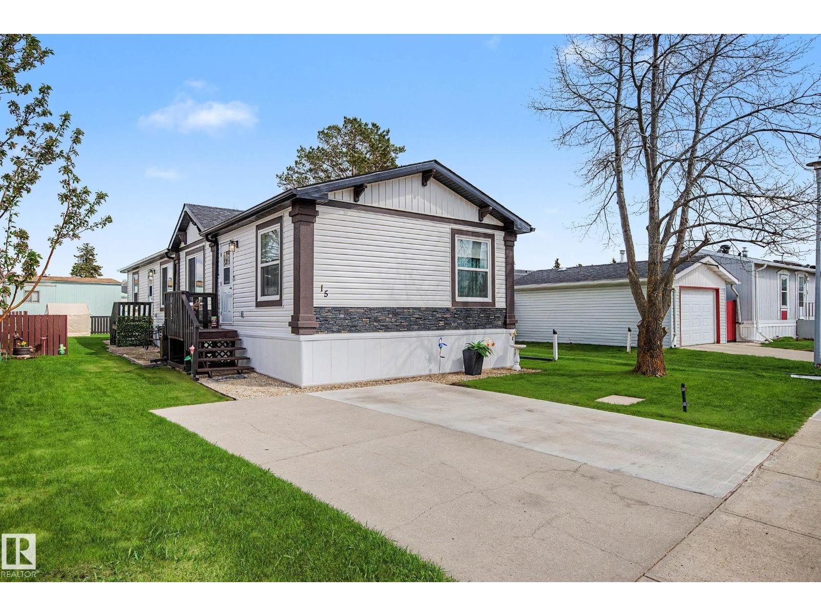 #15 12604 153 AV NW, edmonton, Alberta