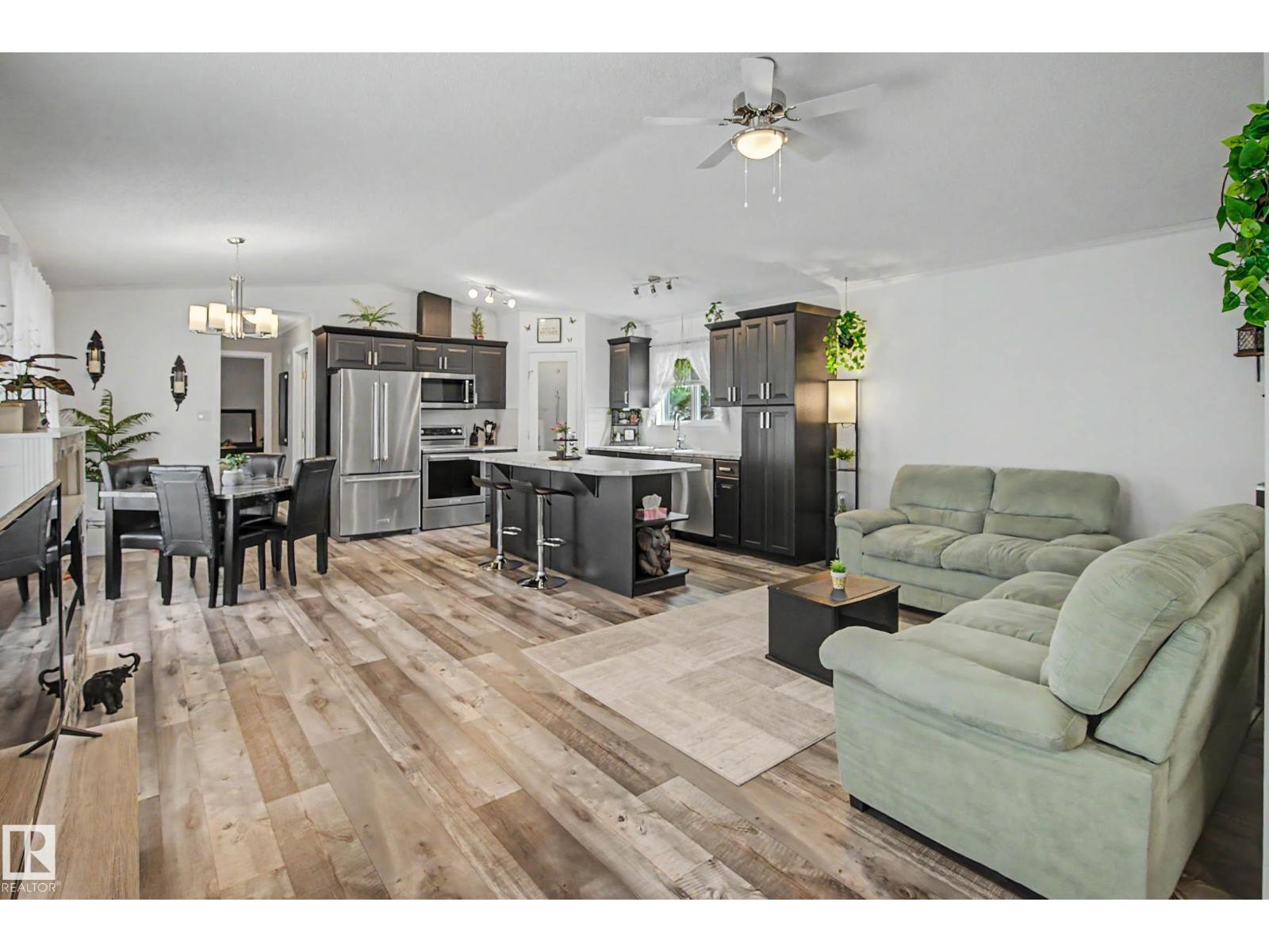 #15 12604 153 Av Nw, Edmonton, Alberta  T5X 4M7 - Photo 4 - E4488554