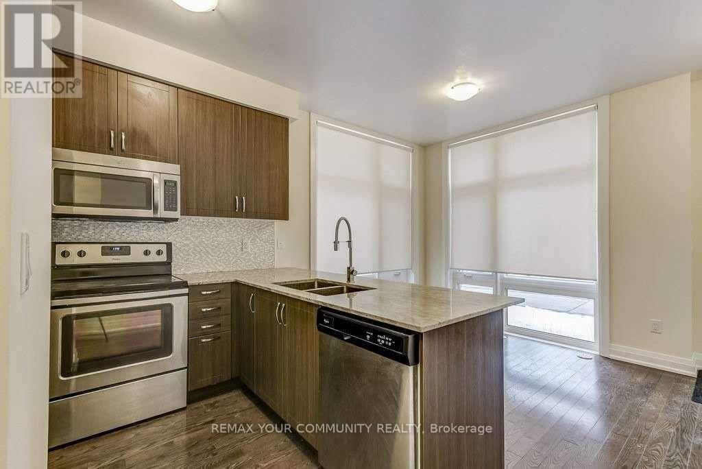 21 - 15 Eldora Avenue, Toronto, Ontario  M2M 0B5 - Photo 11 - C13142036