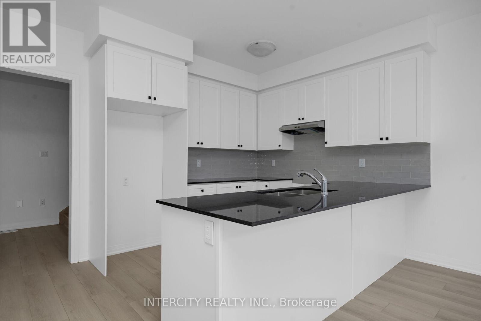 138 Mcgill Avenue, Erin, Ontario  N0B 1T0 - Photo 8 - X13125268