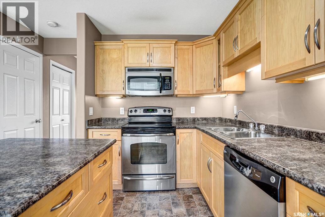 14 300 Maccormack Road, Martensville, Saskatchewan  S0K 2T1 - Photo 6 - SK036373