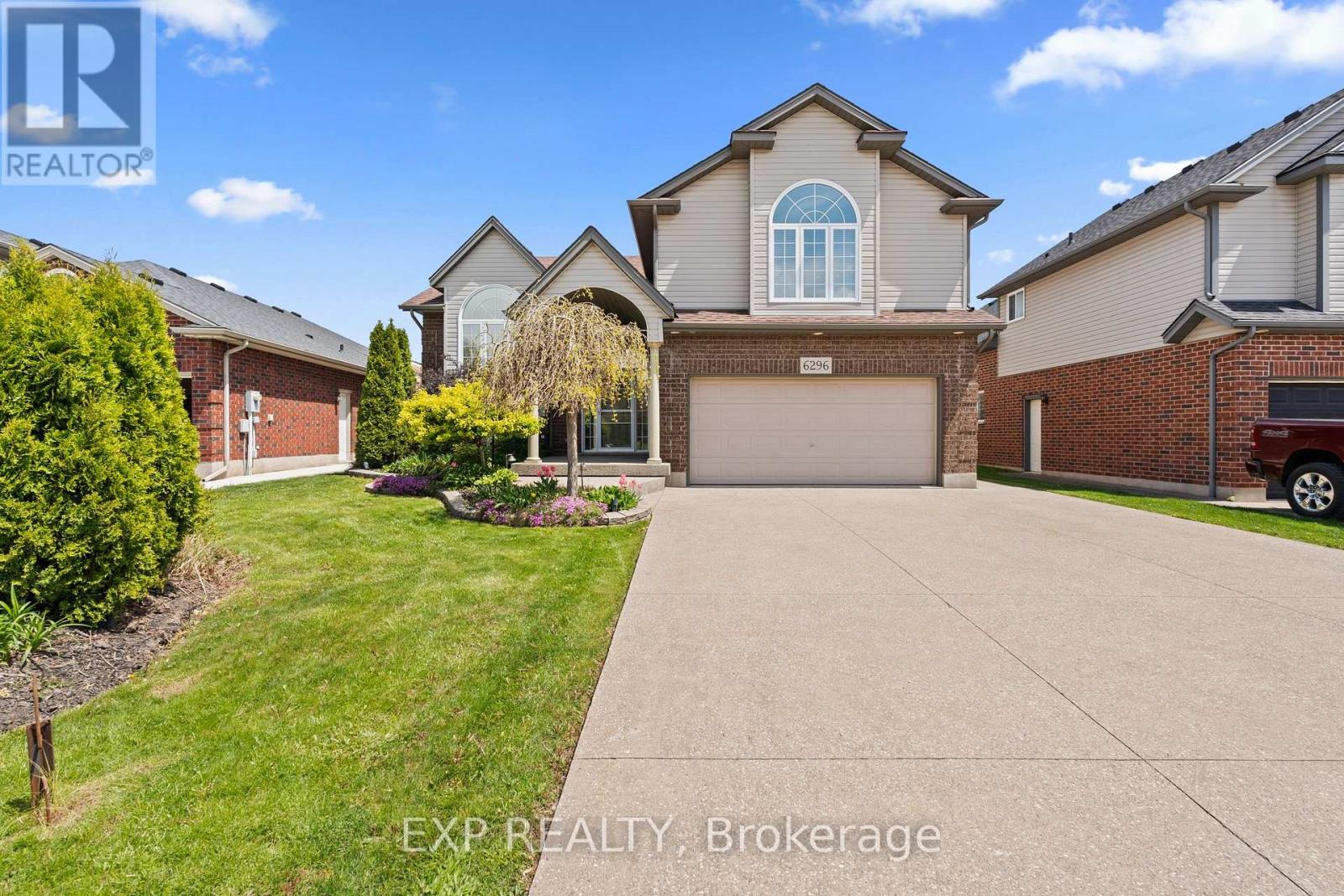 6296 Parkside Road, Niagara Falls, Ontario  L2H 0B2 - Photo 1 - X13143568