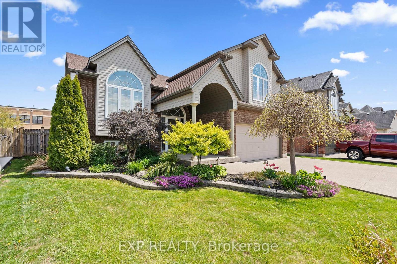 6296 Parkside Road, Niagara Falls, Ontario  L2H 0B2 - Photo 5 - X13143568