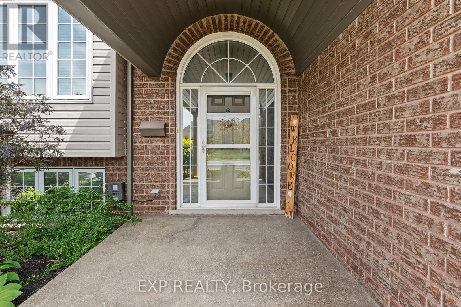 6296 Parkside Road, Niagara Falls, Ontario  L2H 0B2 - Photo 6 - X13143568
