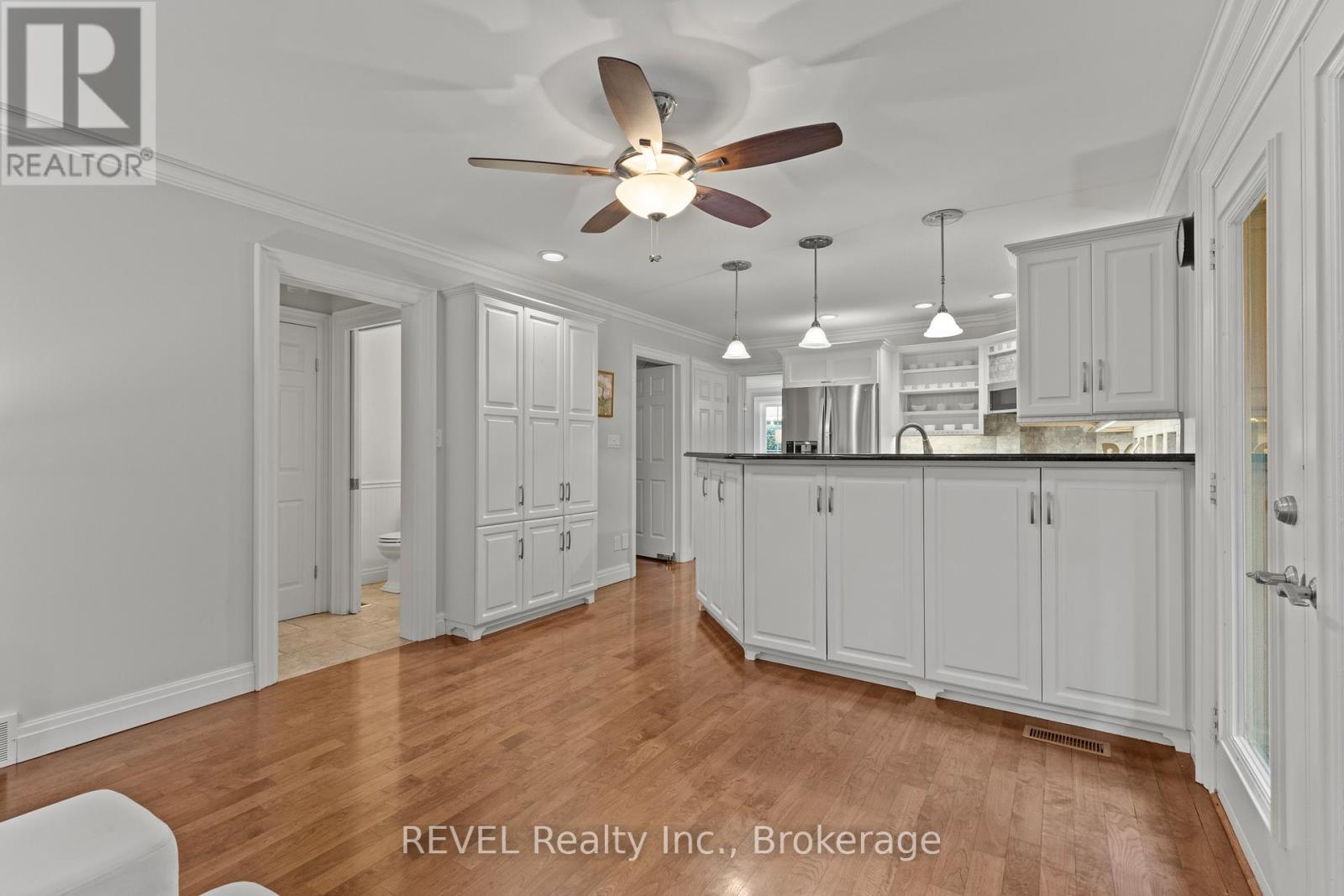 36 Confederation Drive, Niagara-On-The-Lake, Ontario  L0S 1J0 - Photo 17 - X13143692