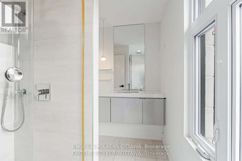 2154 Rice Avenue, Ottawa, Ontario  K2A 0C4 - Photo 14 - X13084674