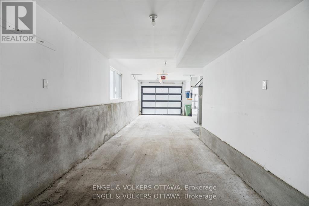 2154 Rice Avenue, Ottawa, Ontario  K2A 0C4 - Photo 31 - X13084674