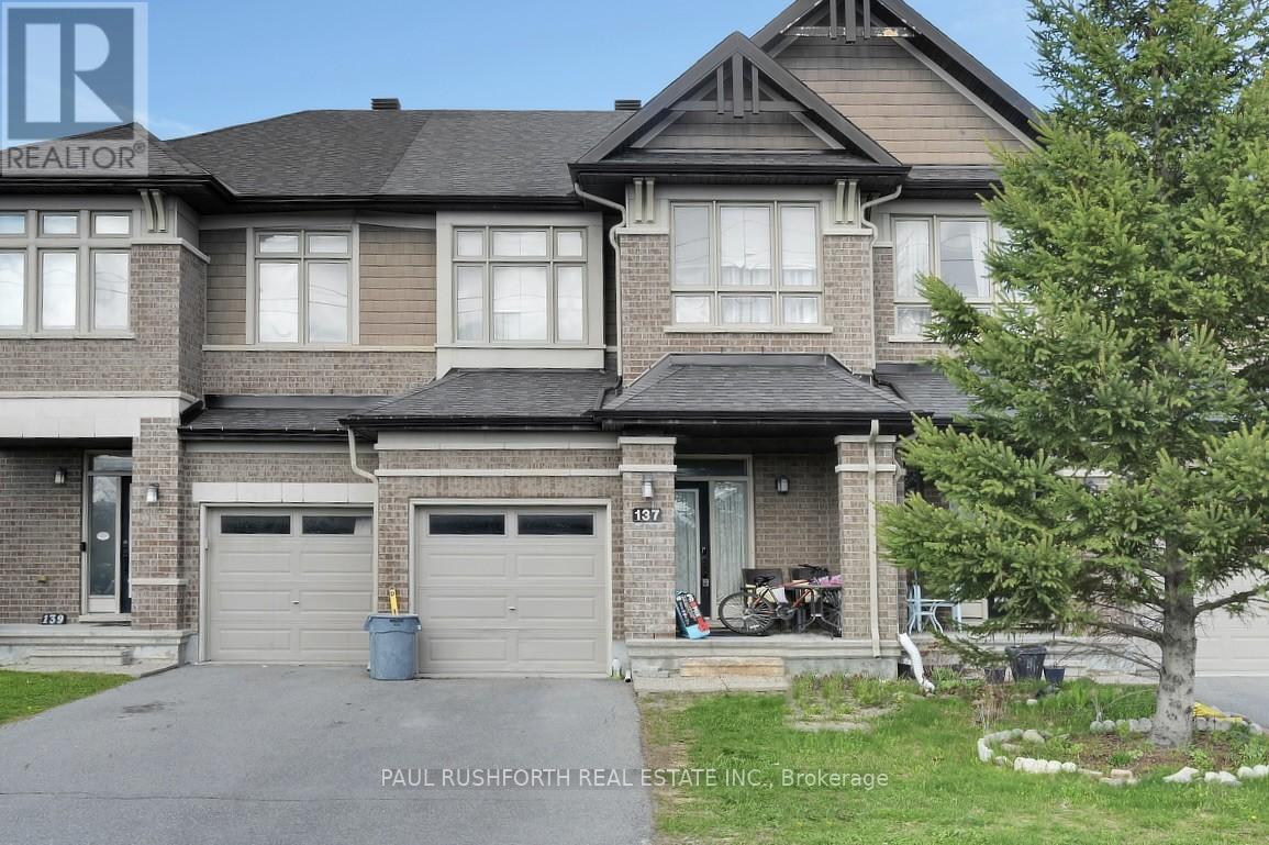 137 POPPLEWELL CRESCENT, Ottawa, Ontario