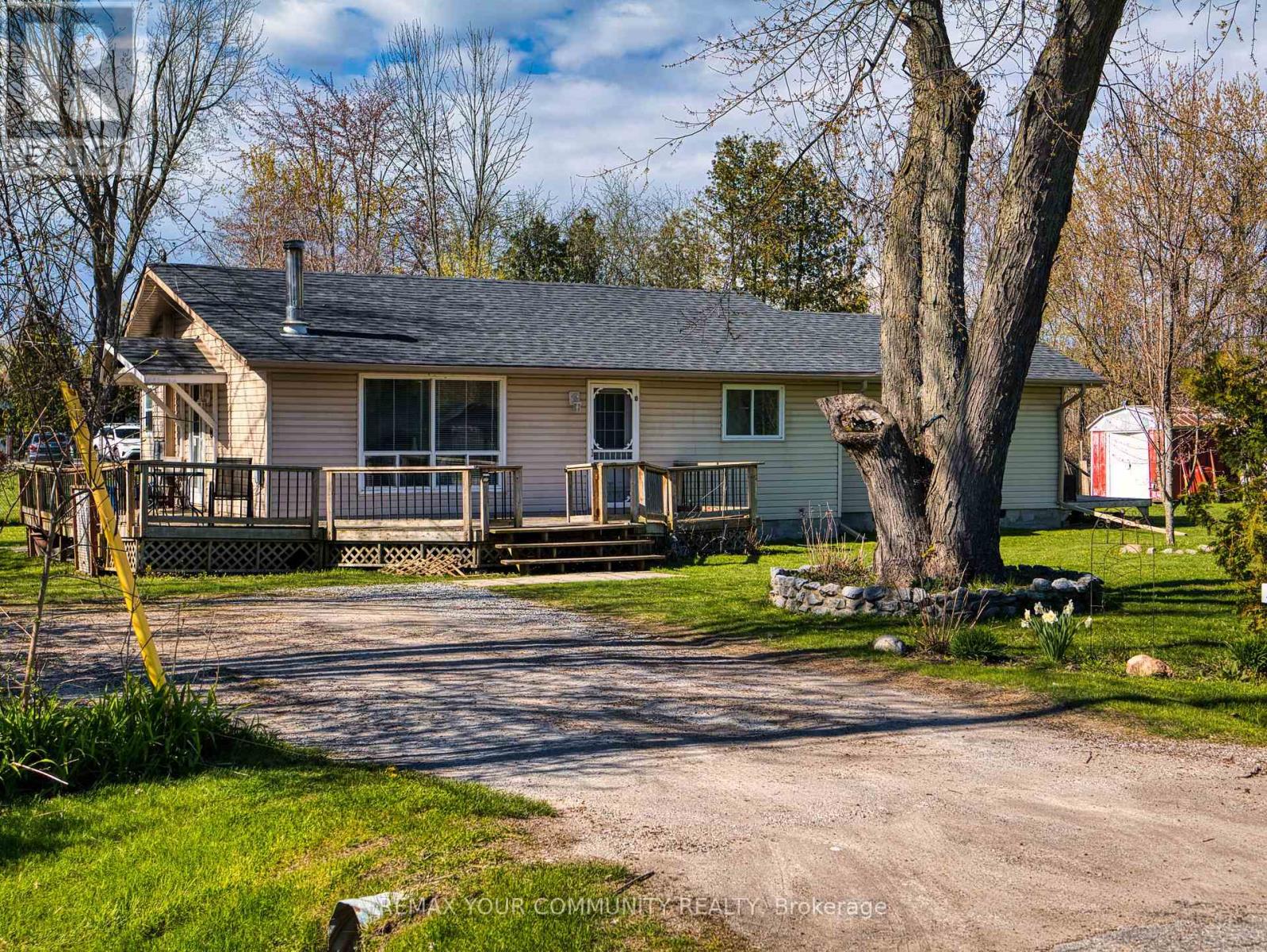 44 SIXTH STREET, Georgina, Ontario