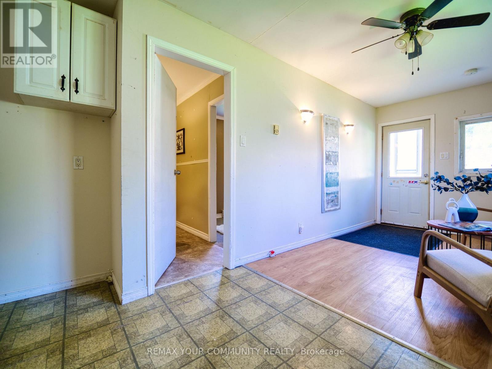 44 Sixth Street, Georgina, Ontario  L0E 1E0 - Photo 10 - N13142184