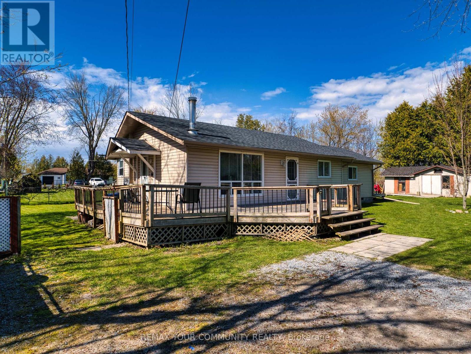 44 Sixth Street, Georgina, Ontario  L0E 1E0 - Photo 2 - N13142184