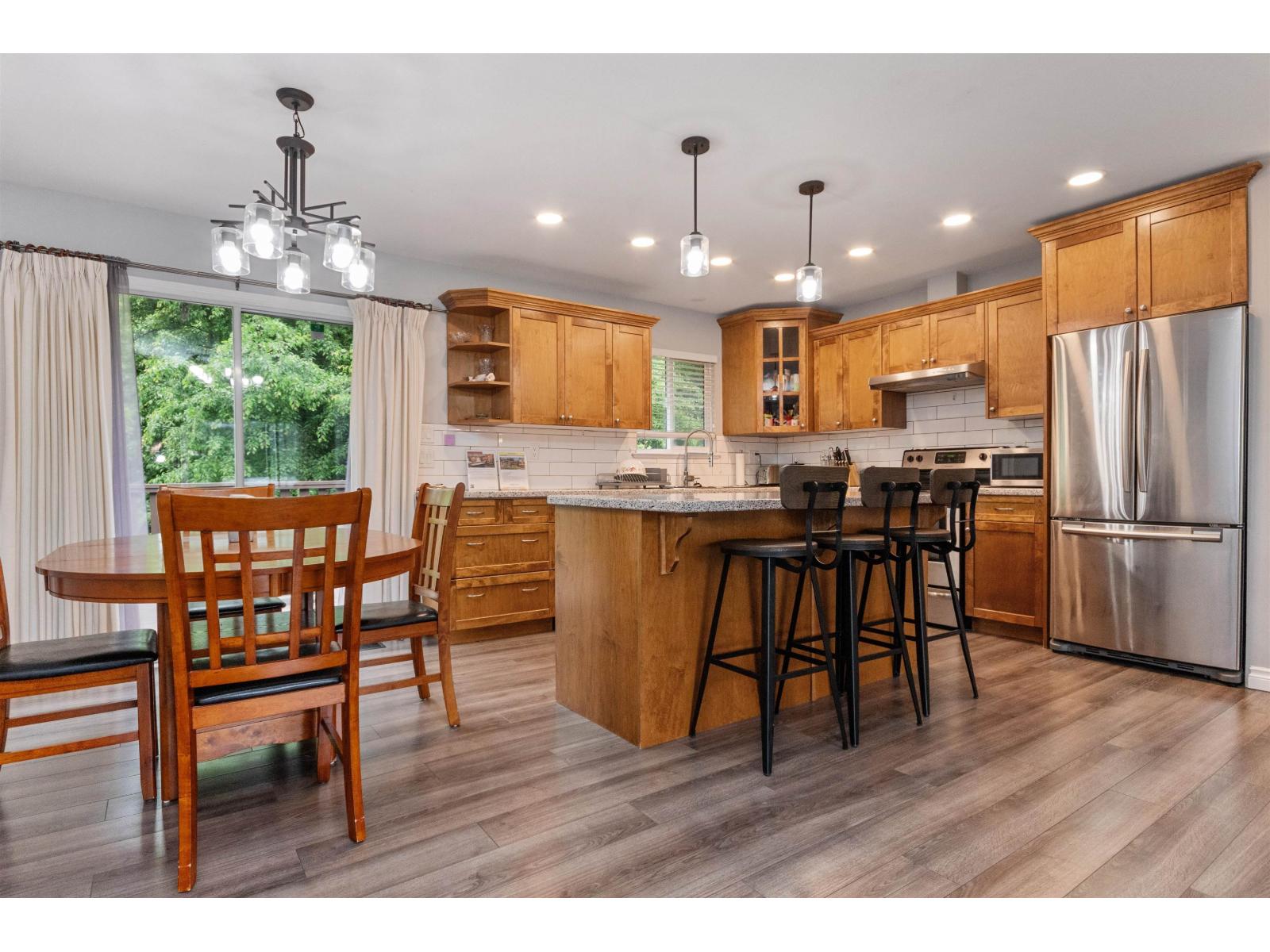 21111 Lakeview Crescent, Kawkawa Lake, Hope, British Columbia  V0X 1L1 - Photo 14 - R3123814