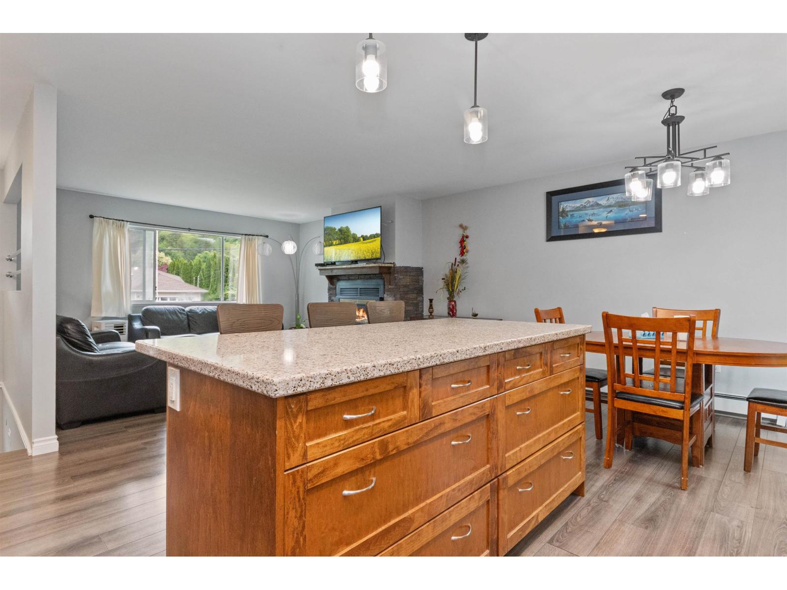 21111 Lakeview Crescent, Kawkawa Lake, Hope, British Columbia  V0X 1L1 - Photo 7 - R3123814