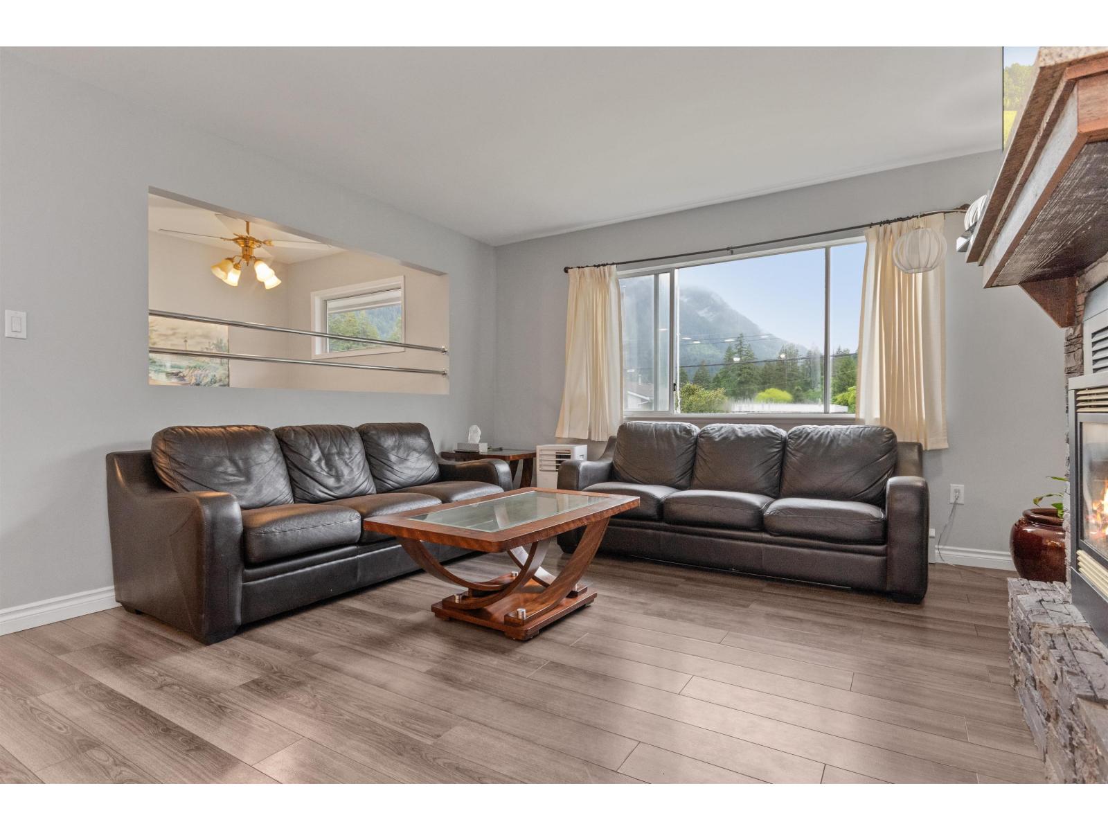 21111 Lakeview Crescent, Kawkawa Lake, Hope, British Columbia  V0X 1L1 - Photo 12 - R3123814