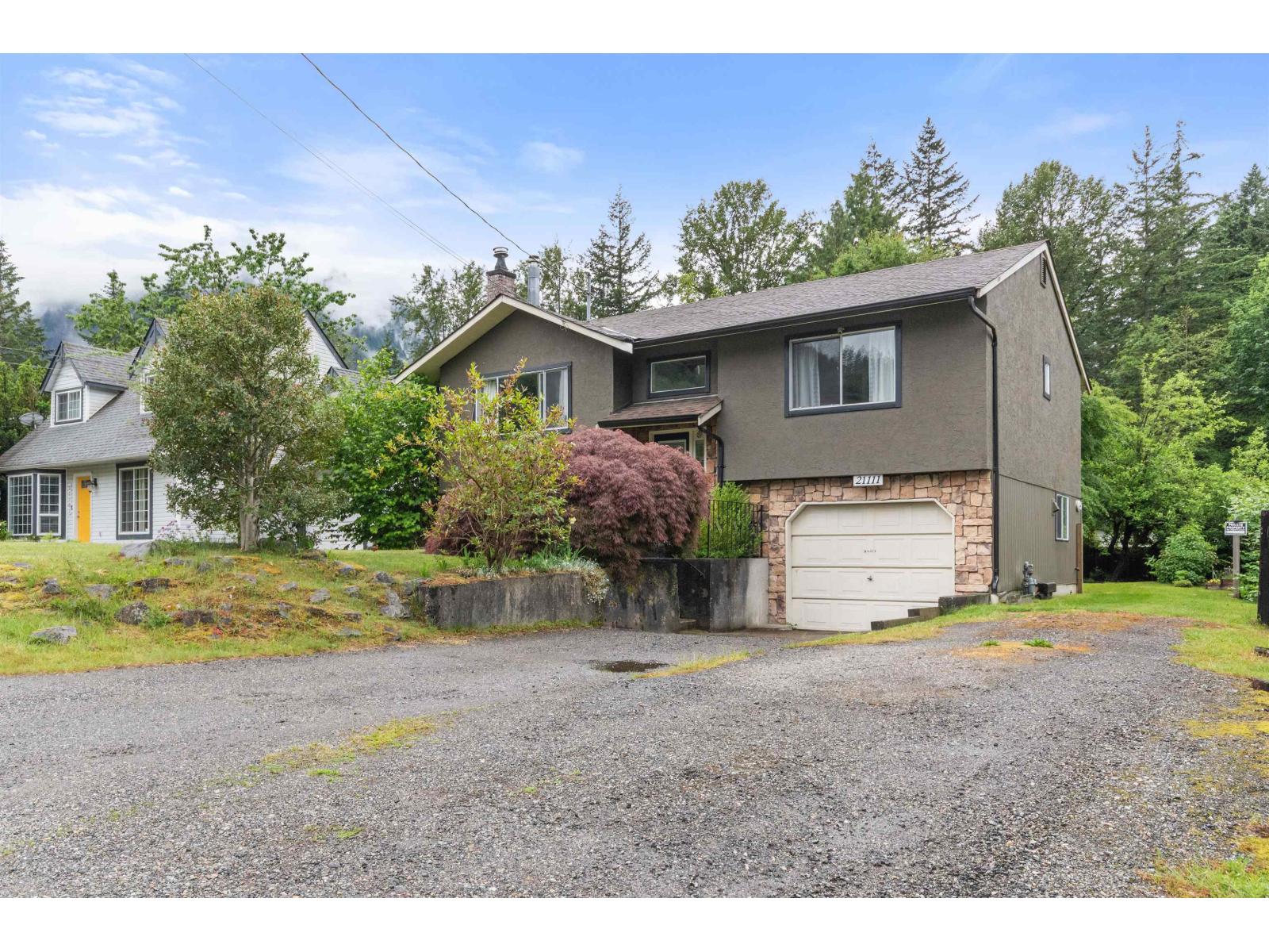 21111 Lakeview Crescent, Kawkawa Lake, Hope, British Columbia  V0X 1L1 - Photo 3 - R3123814