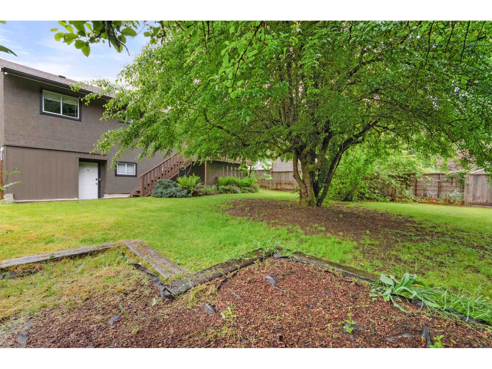 21111 Lakeview Crescent, Kawkawa Lake, Hope, British Columbia  V0X 1L1 - Photo 32 - R3123814