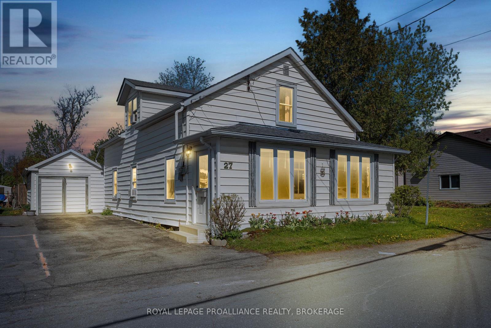 27 Centre Street, Loyalist, Ontario  K0H 2H0 - Photo 1 - X13143552