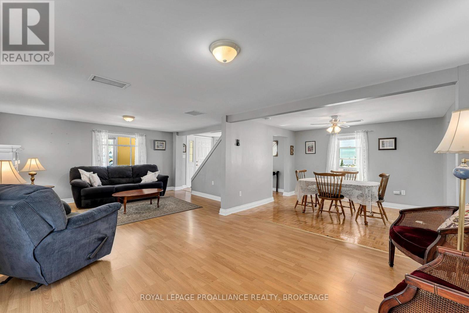 27 Centre Street, Loyalist, Ontario  K0H 2H0 - Photo 17 - X13143552