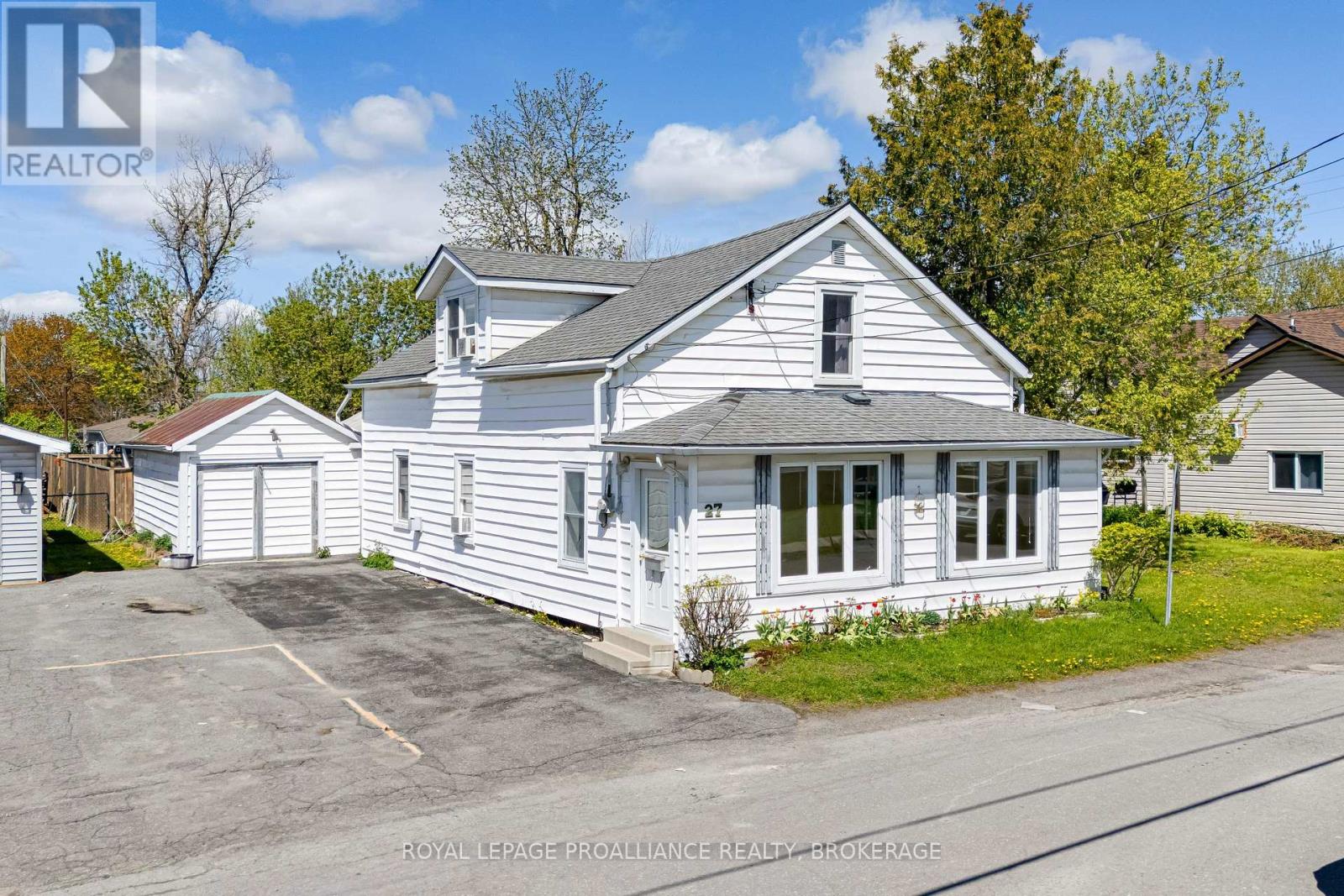 27 Centre Street, Loyalist, Ontario  K0H 2H0 - Photo 2 - X13143552