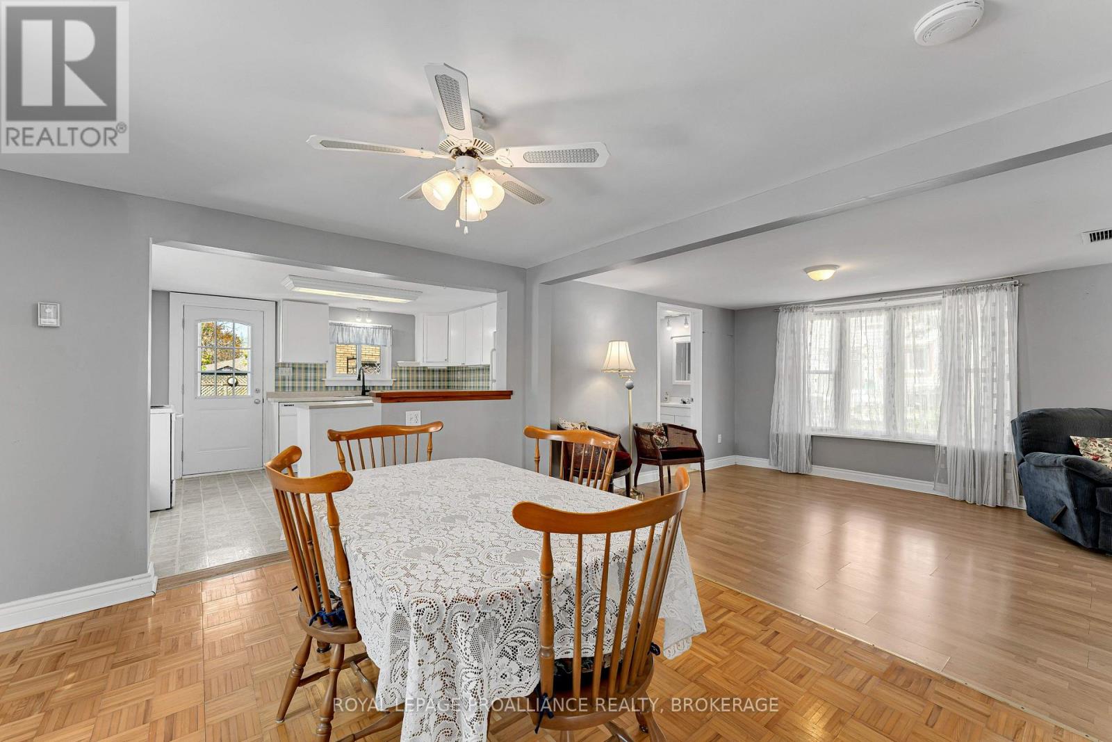 27 Centre Street, Loyalist, Ontario  K0H 2H0 - Photo 20 - X13143552