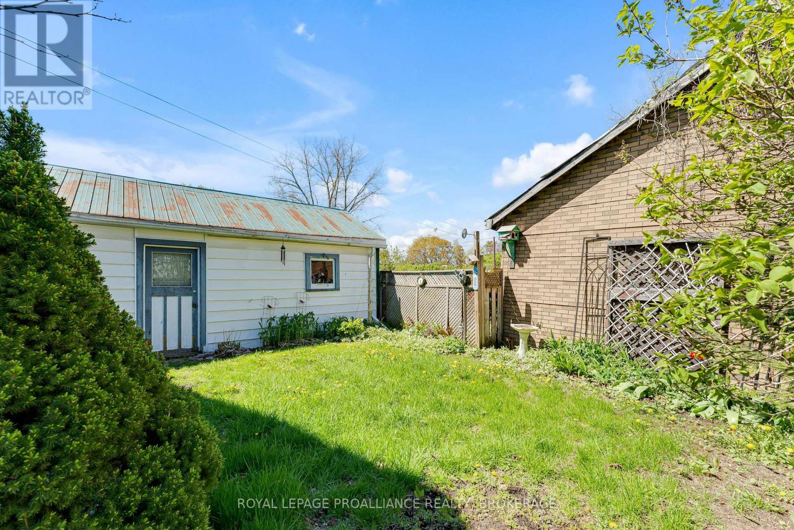 27 Centre Street, Loyalist, Ontario  K0H 2H0 - Photo 42 - X13143552