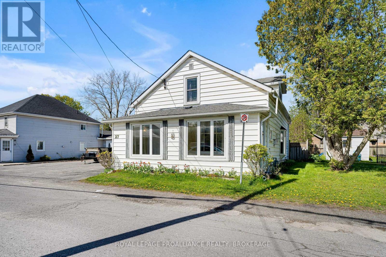27 Centre Street, Loyalist, Ontario  K0H 2H0 - Photo 5 - X13143552