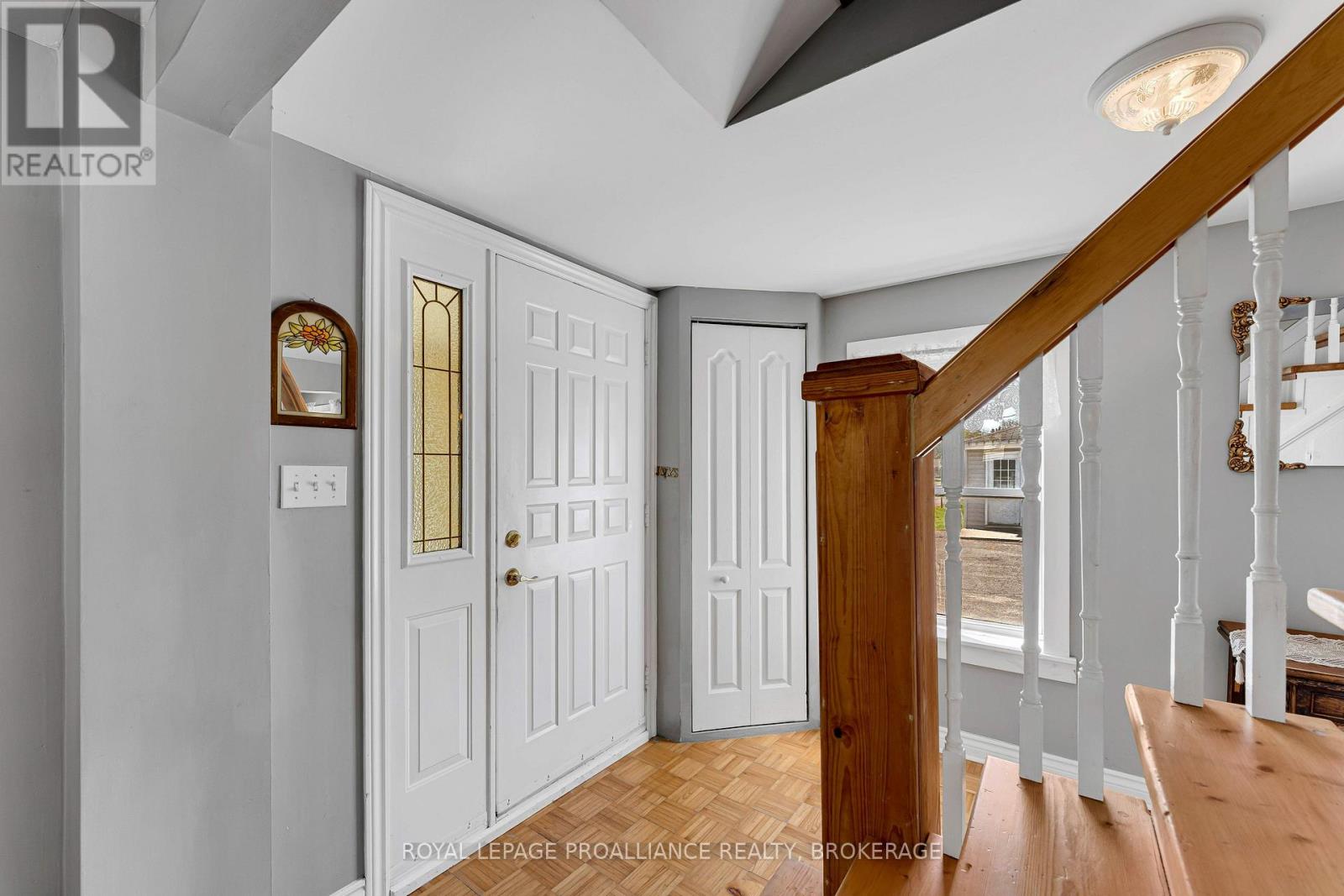 27 Centre Street, Loyalist, Ontario  K0H 2H0 - Photo 8 - X13143552