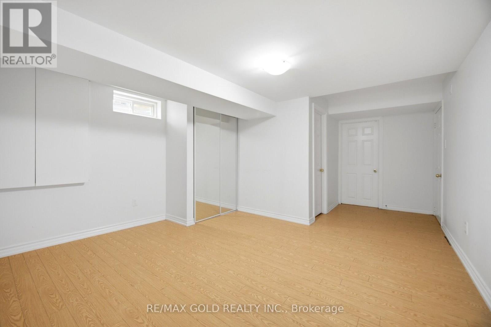 22 Cosmo Court, Brampton, Ontario  L6P 1G2 - Photo 36 - W13133818