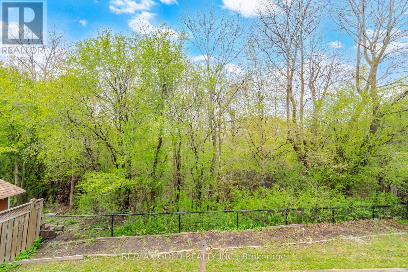 22 Cosmo Court, Brampton, Ontario  L6P 1G2 - Photo 46 - W13133818