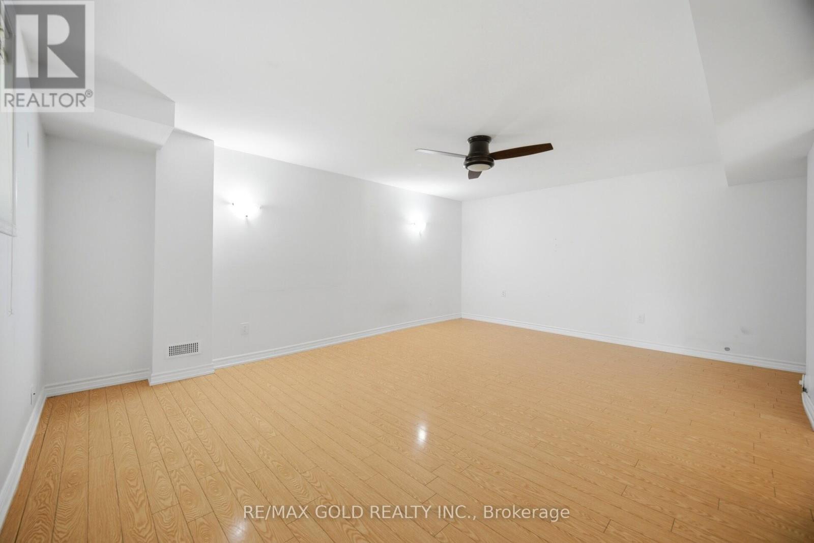 22 Cosmo Court, Brampton, Ontario  L6P 1G2 - Photo 34 - W13133818