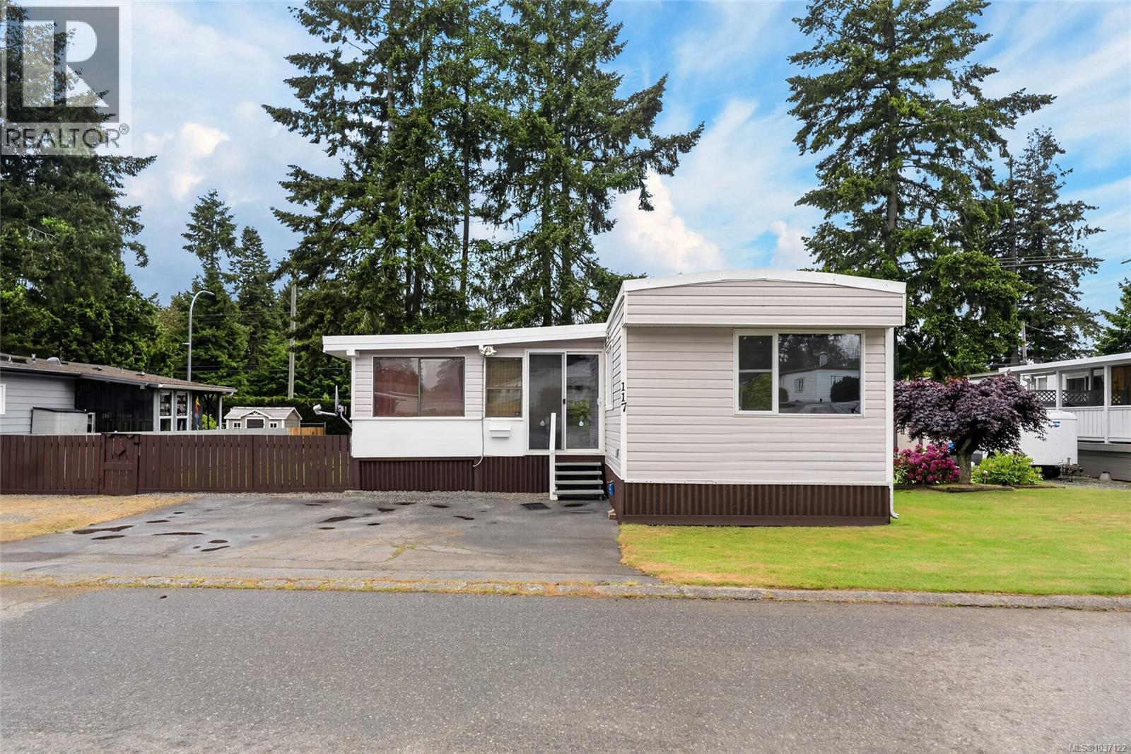 117 5854 Turner Rd, Nanaimo, British Columbia  V9T 2N6 - Photo 1 - 1037122