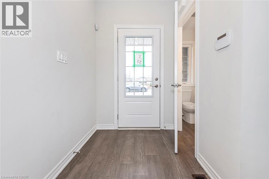24 Linden Park Lane, Hamilton, Ontario  L9A 1Y1 - Photo 7 - 40823576