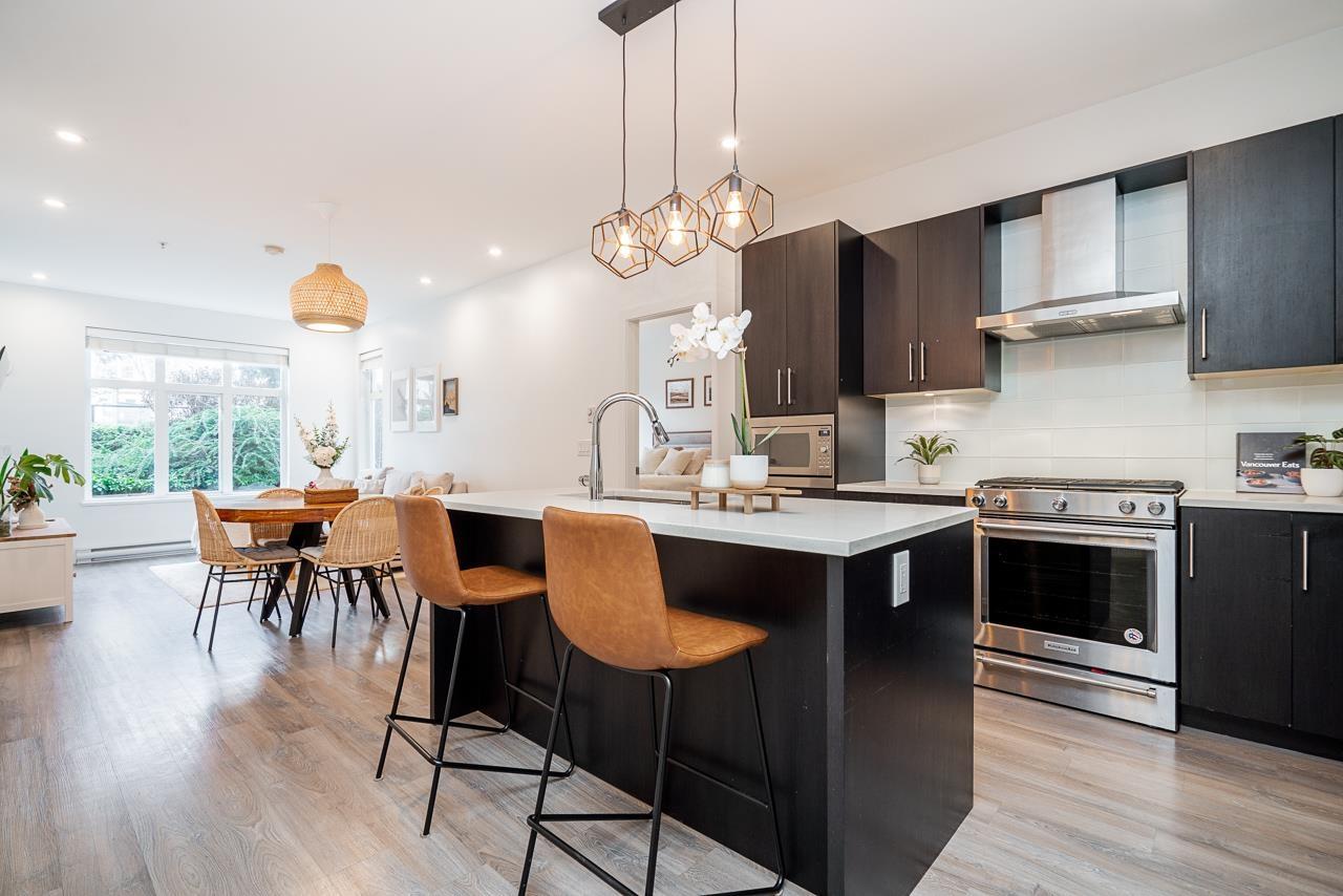 108 15436 31 AVENUE, Surrey, British Columbia