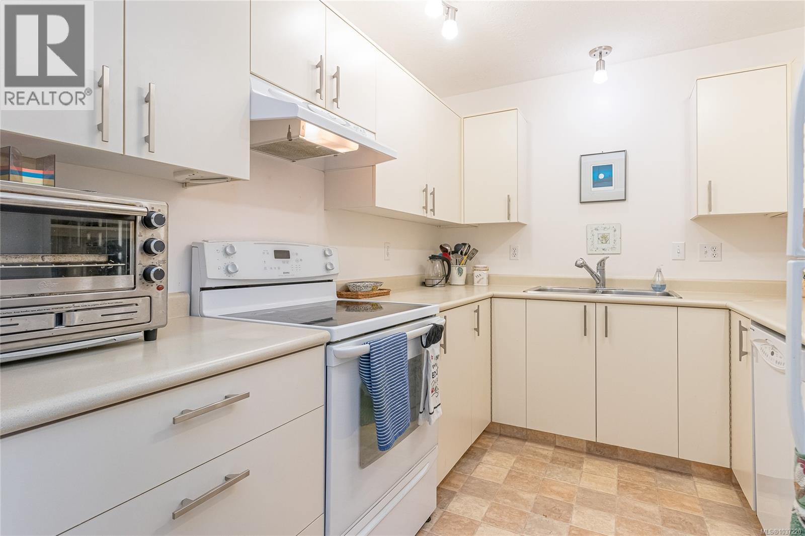 2 100 Abbey Lane, Parksville, British Columbia  V9P 1N4 - Photo 18 - 1037220