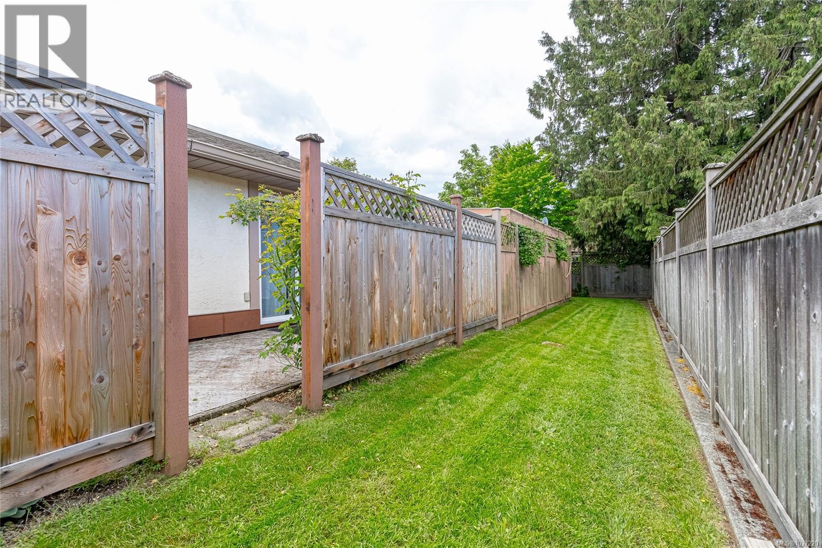2 100 Abbey Lane, Parksville, British Columbia  V9P 1N4 - Photo 31 - 1037220