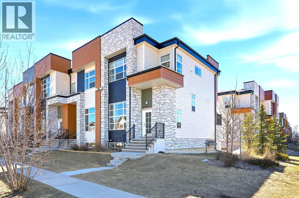 501, 1530 Bayside Avenue SW, Airdrie, Alberta  T4B 4B5 - Photo 2 - A2303915