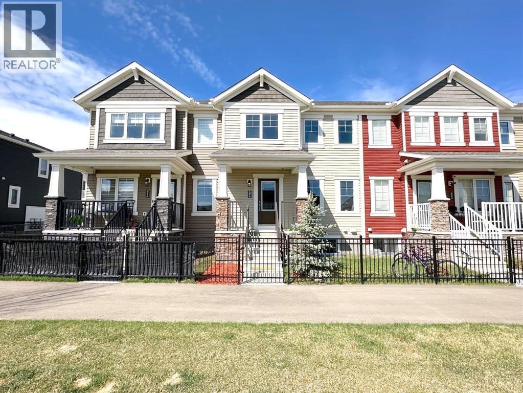 2226 Windbury Greenway SW, Airdrie, Alberta  T4B 5L2 - Photo 3 - A2305980