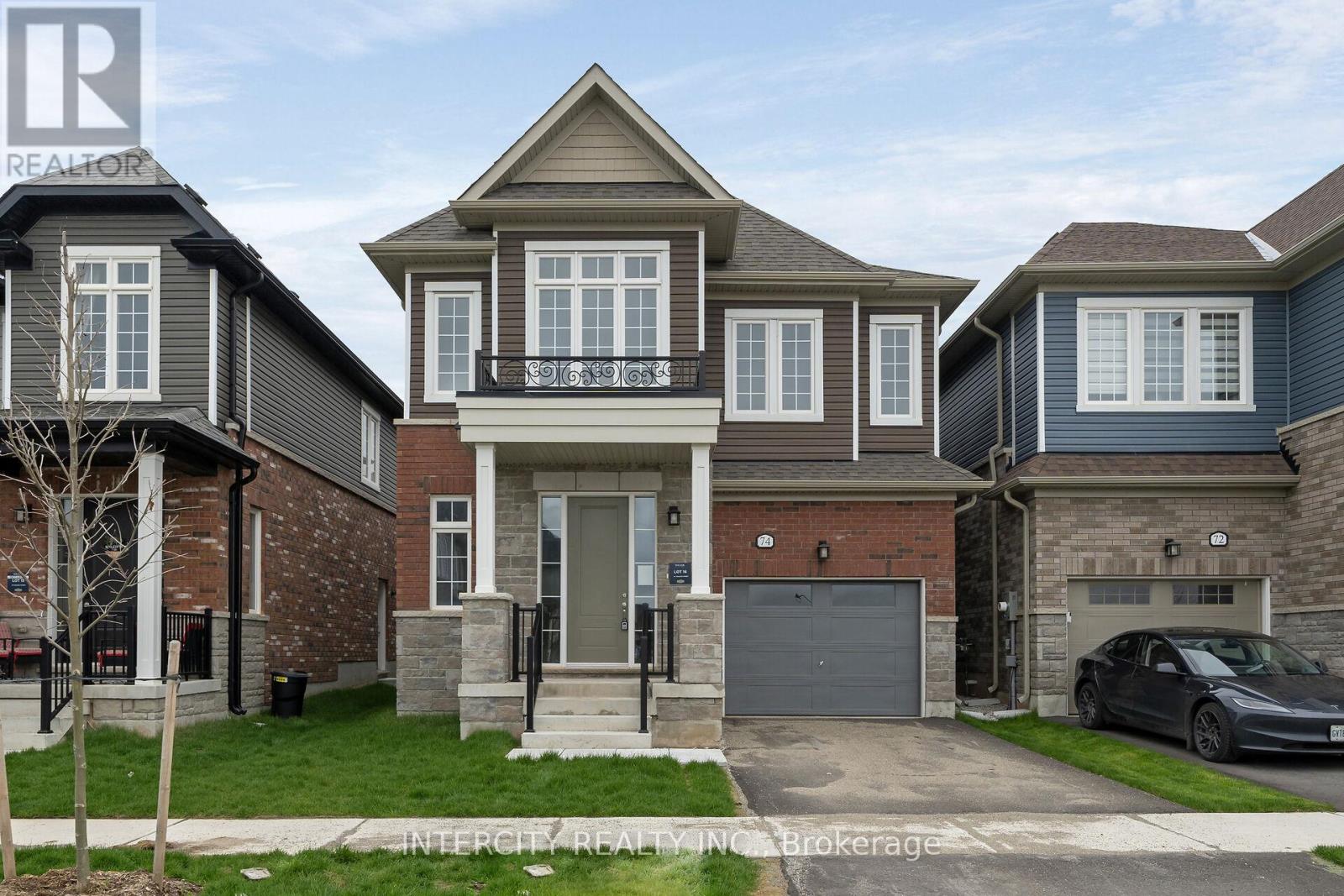 74 MOLOZZI STREET, Erin, Ontario