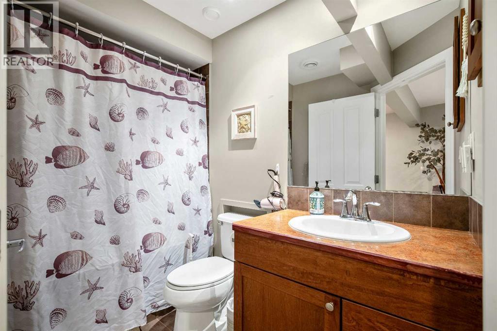 221 Drake Landing Lane, Okotoks, Alberta  T1S 2M4 - Photo 30 - A2310263