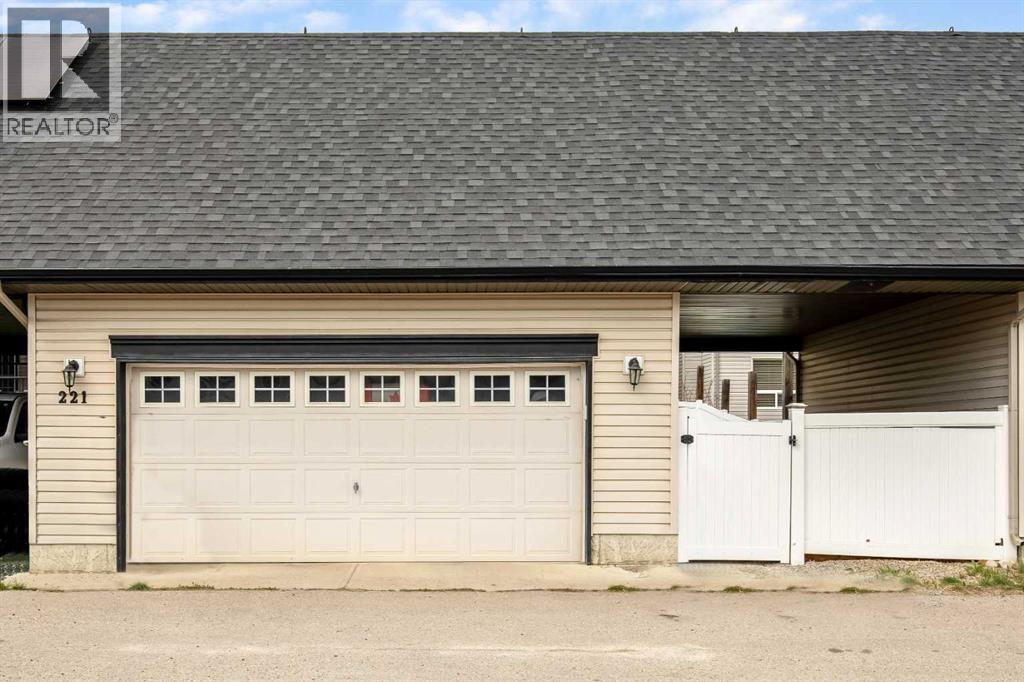 221 Drake Landing Lane, Okotoks, Alberta  T1S 2M4 - Photo 33 - A2310263