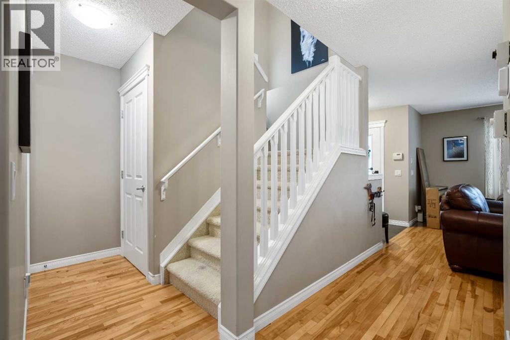 221 Drake Landing Lane, Okotoks, Alberta  T1S 2M4 - Photo 5 - A2310263